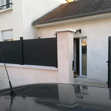 Maisonnette Proche De Lyon Meyzieu