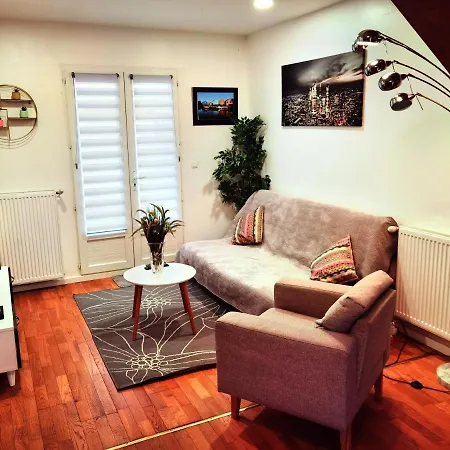 Maisonnette Proche De Lyon Holiday home *